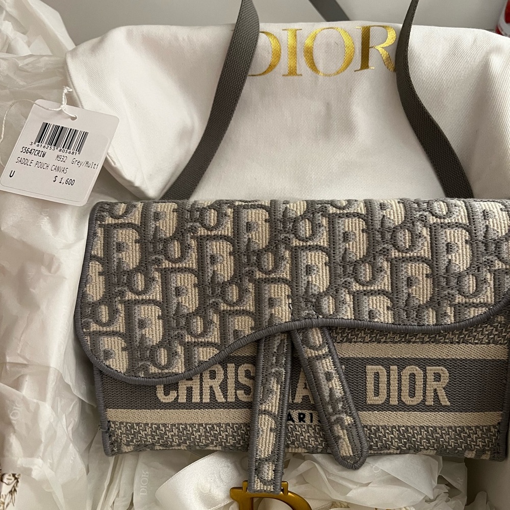 SOLD** Dior Saddle Slim Pouch